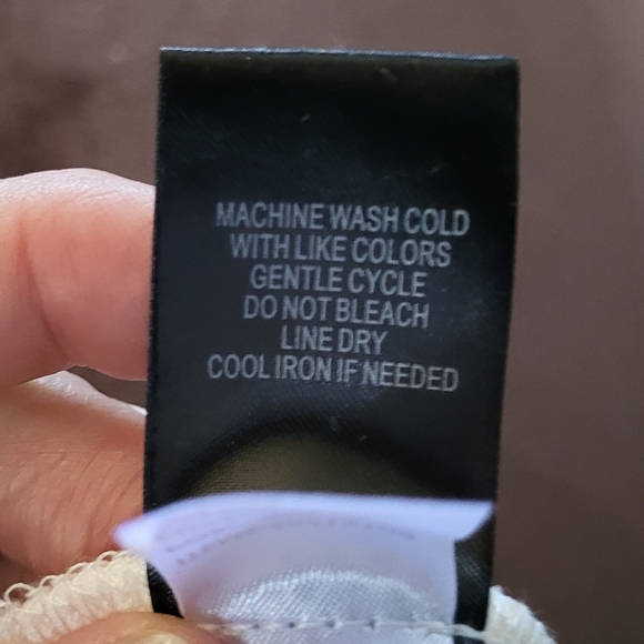 NWT Torrid Stretch Lace Crop Top White 3X - Picture 6 of 6